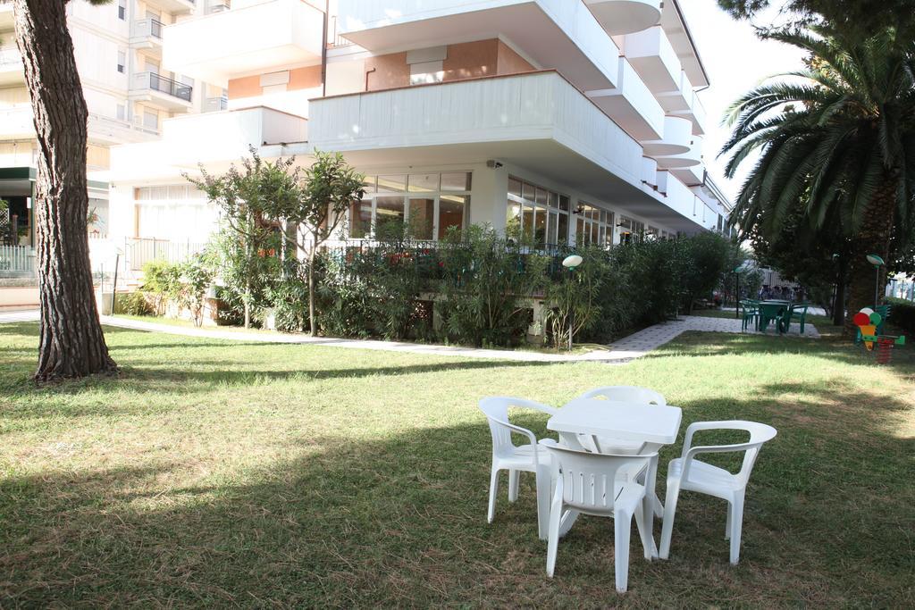 Hotel Blumen San Benedetto del Tronto Exteriér fotografie